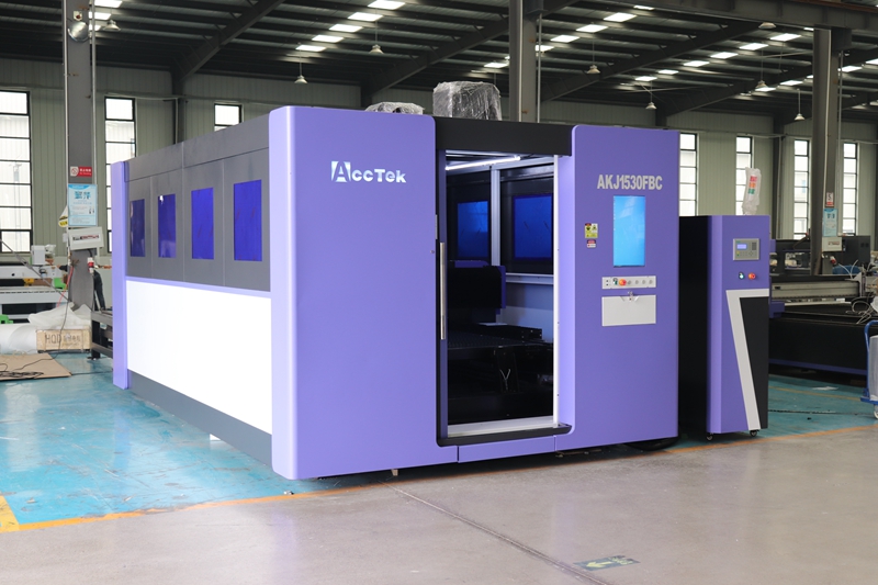 산업 3015 섬유 레이저 금속 절단기, 교환 플랫폼, - Industrial Laser Metal Cutting Machine 리뷰 및 가격