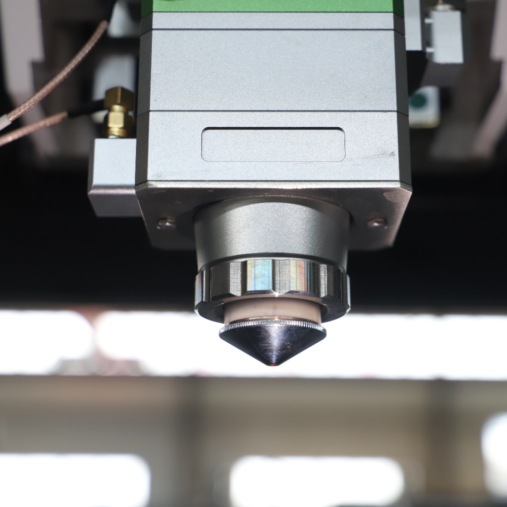 산업용 금속판 스테인리스강 탄소강 절단 CNC 시스템용 - Industrial Laser Metal Cutting Machine 리뷰 및 가격