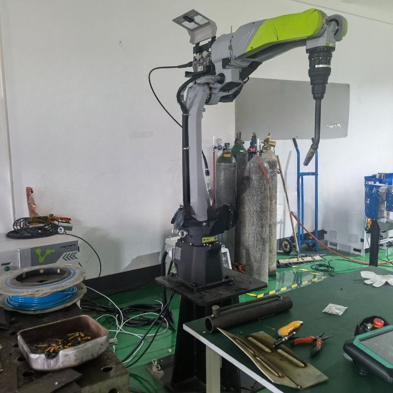 재고 보유 중인 산업용 로봇, 레이저 6축 용접 로봇 - Industrial Laser Welding Tool 리뷰 및 가격